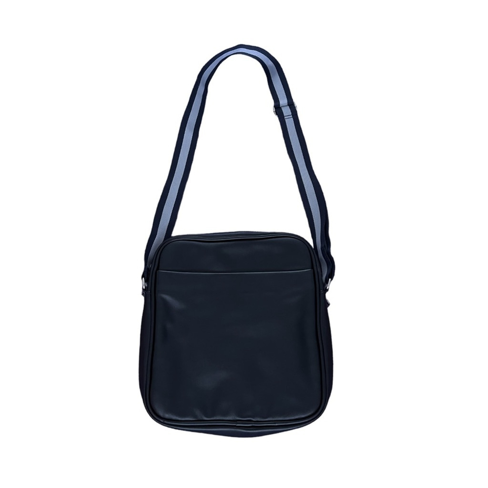 Ben Sherman Tablet Messenger Side Bag with Adjustable Strap. - Picture 2 of 5